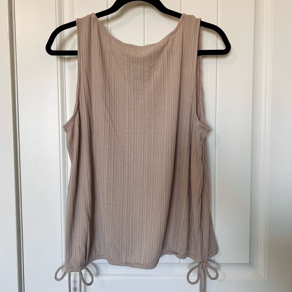 Michael Kors blouse - Picture 4 of 4